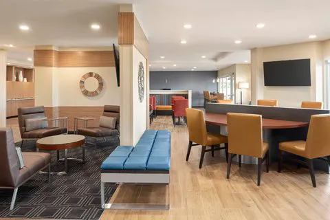 TownePlace Suites Janesville 4
