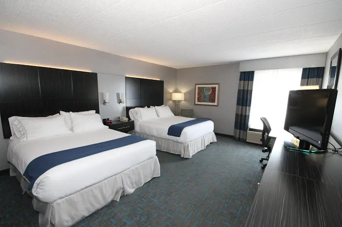 Holiday Inn Express Janesville-I-90 & US Hwy 14 by IHG 4