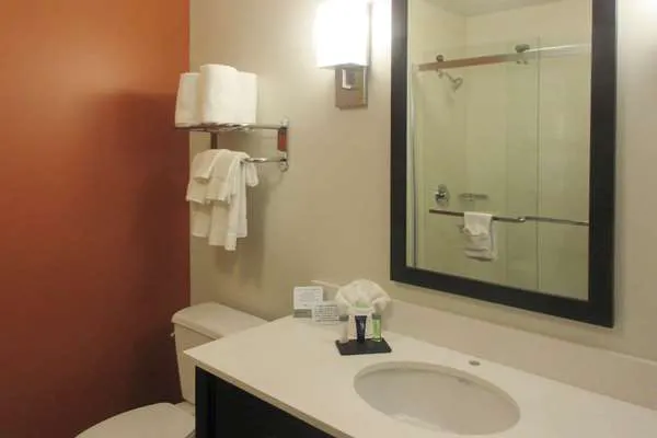 Sleep Inn & Suites Oregon - Madison 4