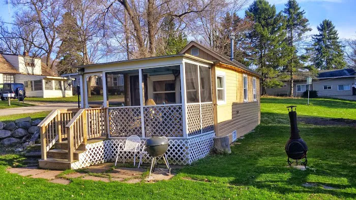 McIntyre's Resort 4