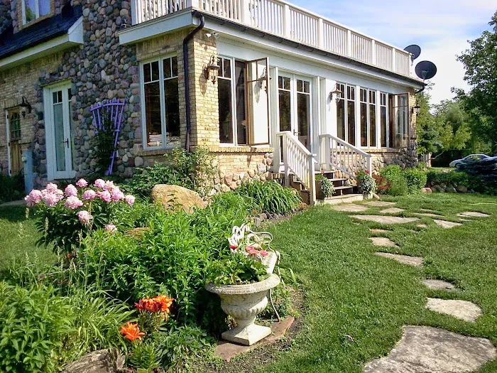 McIntyre's Resort 4