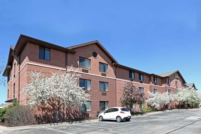 Extended Stay America Select Suites - Madison - Old Sauk Rd. 4