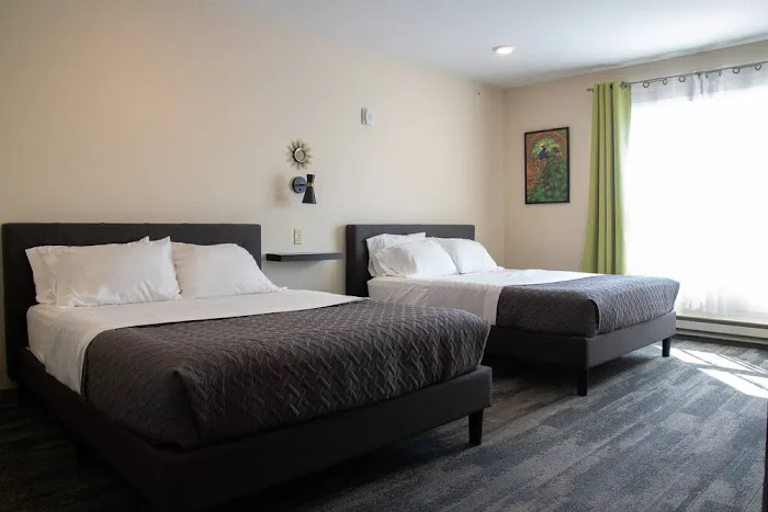 The Madison Marquette Hotel 5