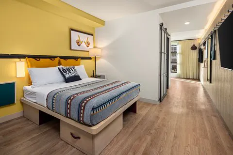 Moxy Madison Downtown 5
