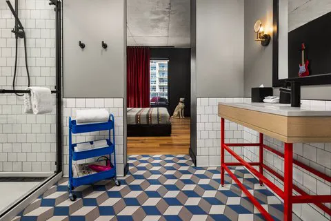 Moxy Madison Downtown 5