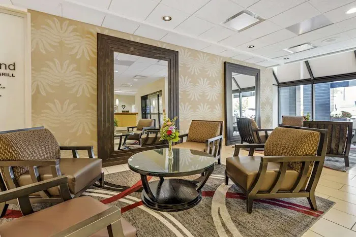 Best Western Plus InnTowner Madison 4