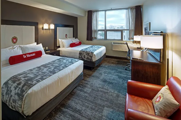 Wisconsin Union Hotel 4
