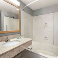 Best Western West Towne Suites ico
