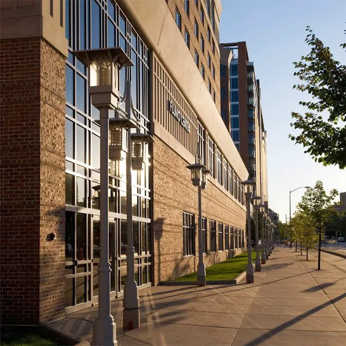 Fluno Center 4
