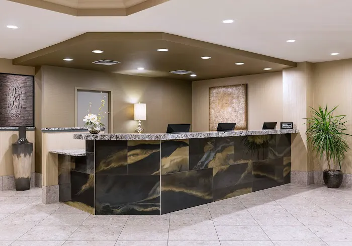 DoubleTree by Hilton Madison Downtown 4