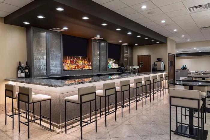 DoubleTree by Hilton Madison Downtown 4
