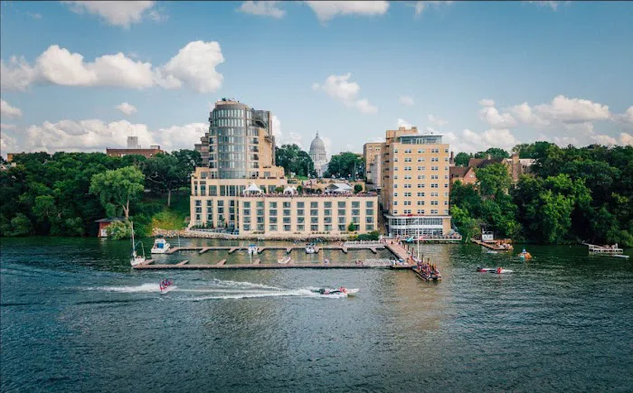 The Edgewater Hotel 4