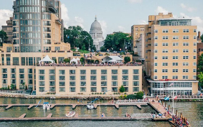 The Edgewater Hotel 4