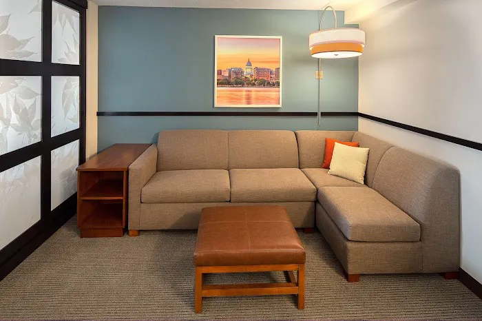 Hyatt Place Madison/Downtown 4