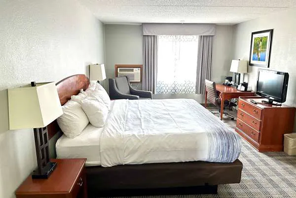 AmericInn & Suites By Wyndham Baraboo Event Center 4
