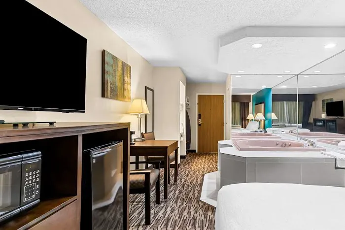 Best Western Baraboo Inn 4