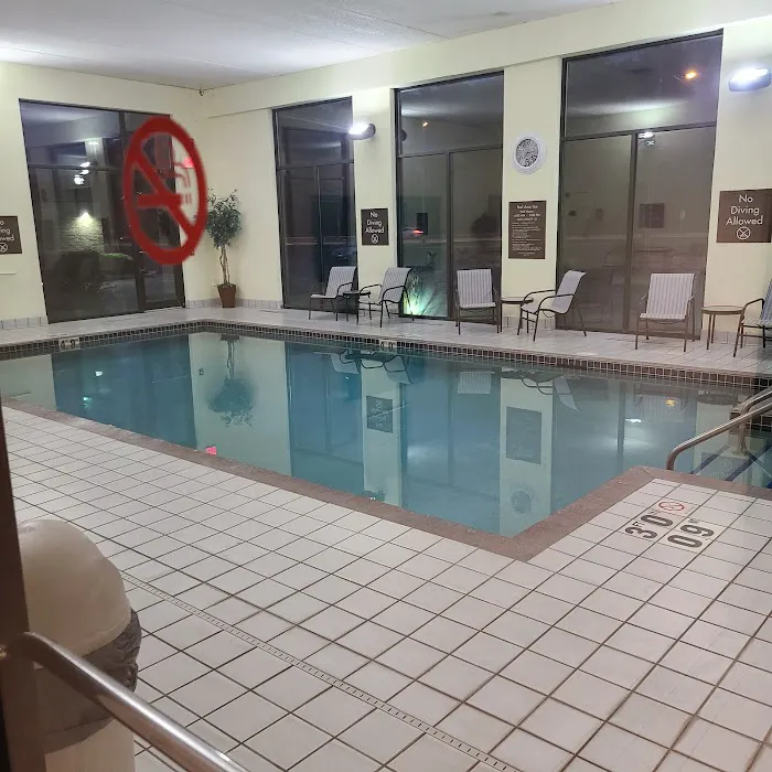 Fairfield Inn & Suites Madison South 4