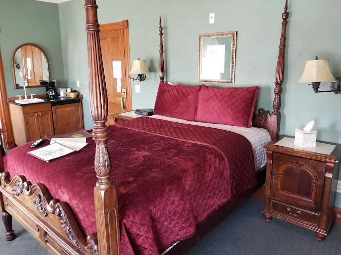 Hotel Ruby Marie 4