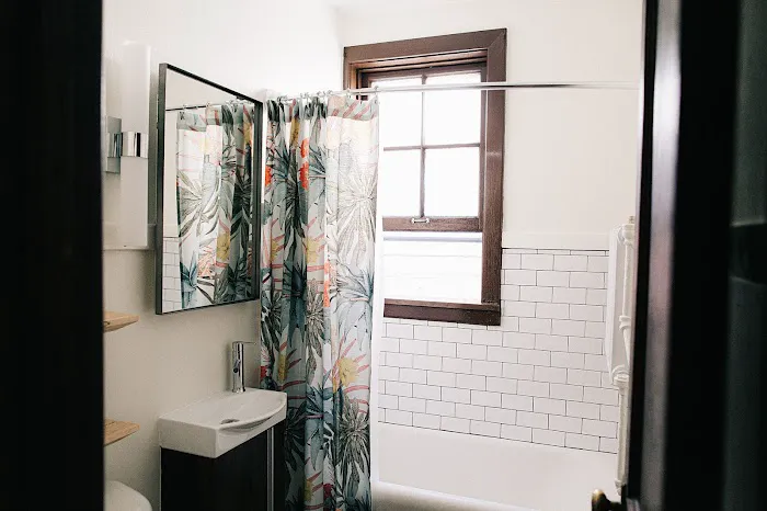 The Wilson by Voyageur Extended Stays 4
