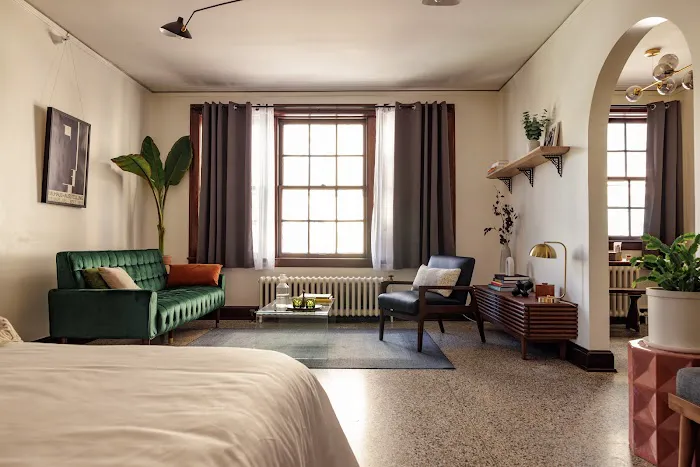 The Wilson by Voyageur Extended Stays 4