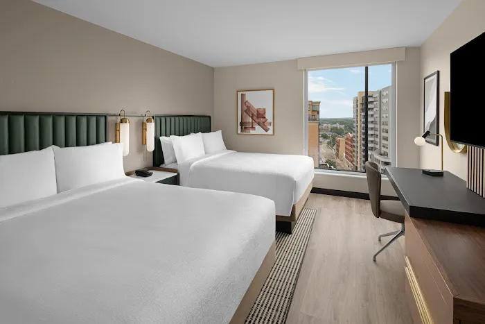 Embassy Suites by Hilton Madison Downtown 4