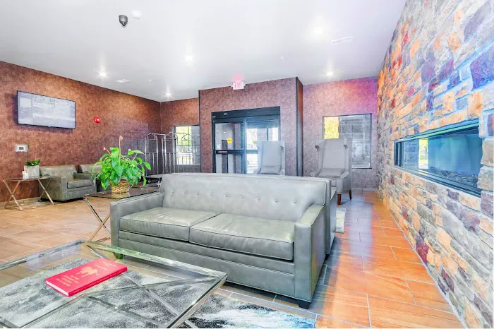 Cobblestone Hotel & Suites - Janesville 4