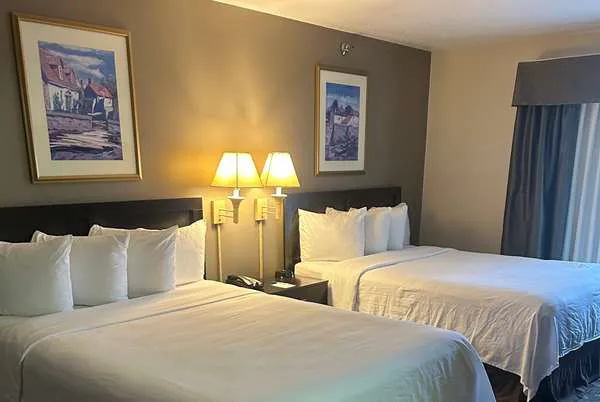 Wyndham Garden Madison Fitchburg 4