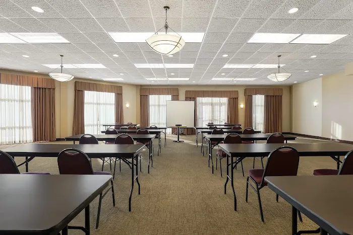 MainStay Suites Fitchburg - Madison 4