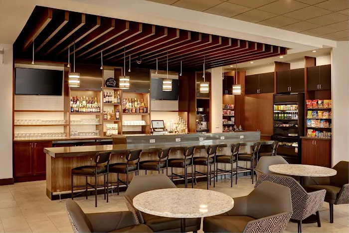 Hyatt Place Madison / Verona 4