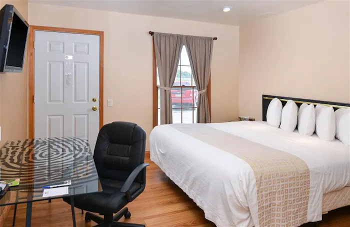 Valued Stay Mayflower 4