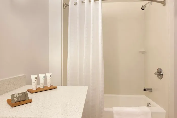 Country Inn & Suites by Radisson, Madison Southwest, WI 4
