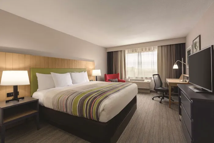 Country Inn & Suites by Radisson, Madison Southwest, WI 4