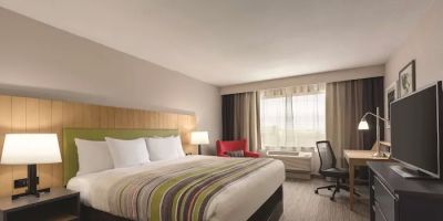 Country Inn & Suites by Radisson, Madison Southwest, WI