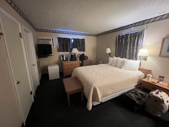 Wild Rose Hotel & Bar Ltd 4