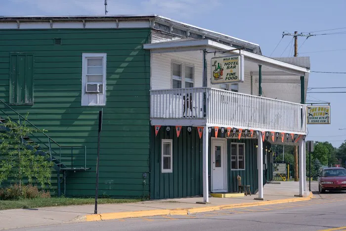 Wild Rose Hotel & Bar Ltd 4
