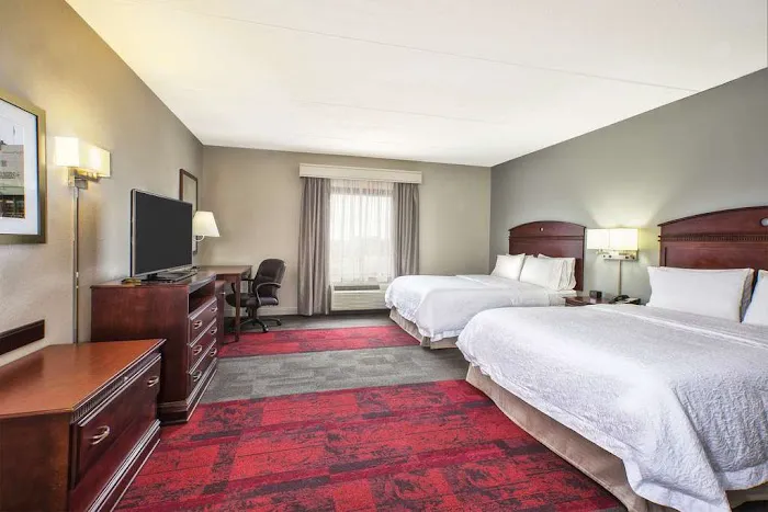 Hampton Inn & Suites Madison-West 4
