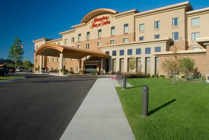Hampton Inn & Suites Madison-West 4