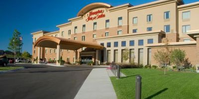 Hampton Inn & Suites Madison-West