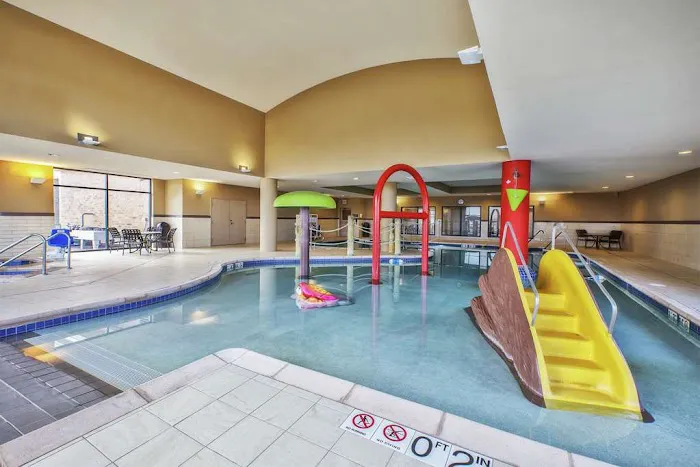 Hampton Inn & Suites Madison-West 4