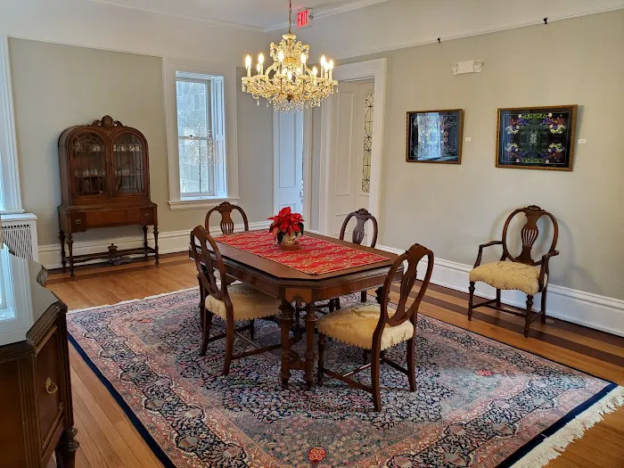 Governors Mansion Inn 4
