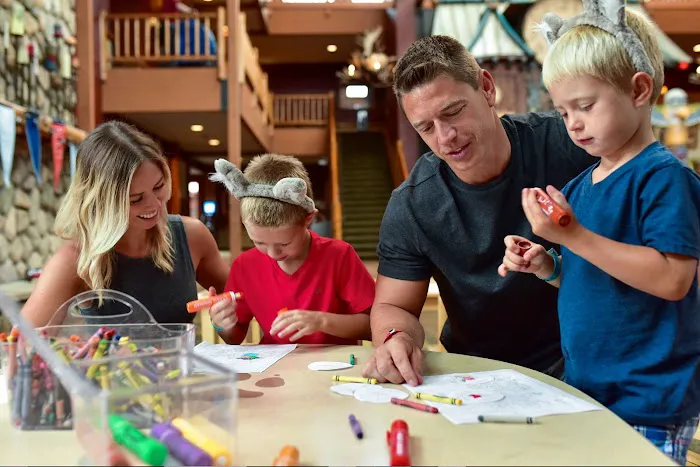 Great Wolf Lodge Resort Hotel | Wisconsin Dells 4