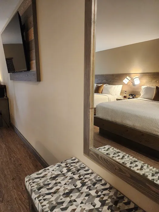 The Wisconsin Hotel 4