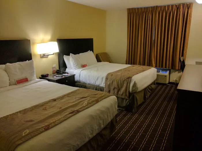 Ramada by Wyndham Wisconsin Dells 4