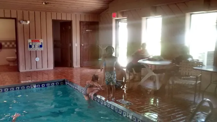 Ramada by Wyndham Wisconsin Dells 4