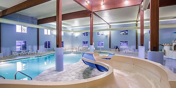 Holiday Inn Express Wisconsin Dells, an IHG Hotel 4
