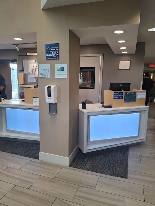 Holiday Inn Express Wisconsin Dells, an IHG Hotel 4