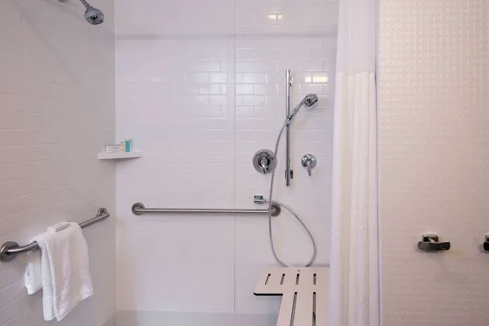 Hampton Inn & Suites at Wisconsin Dells Lake Delton 4