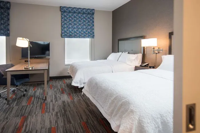 Hampton Inn & Suites at Wisconsin Dells Lake Delton 4