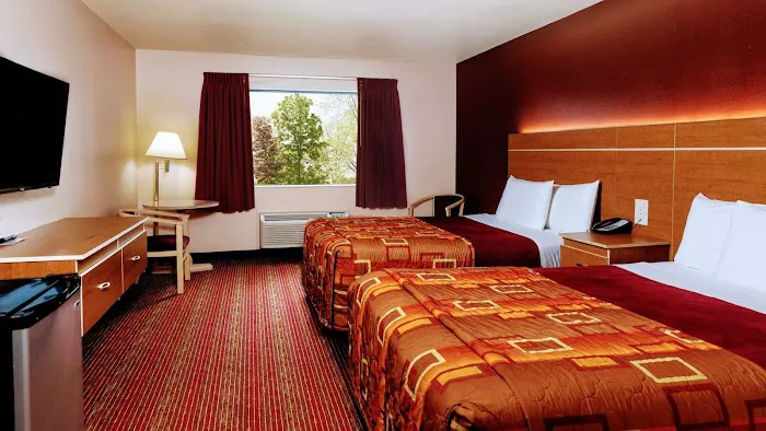 Grand Marquis Waterpark Hotel & Suites 4