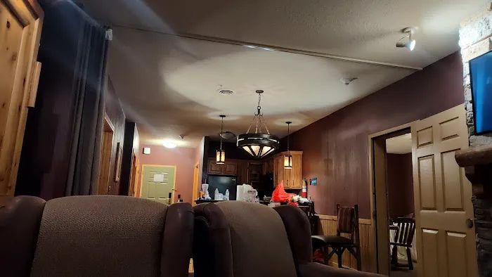 Glacier Canyon Lodge 4